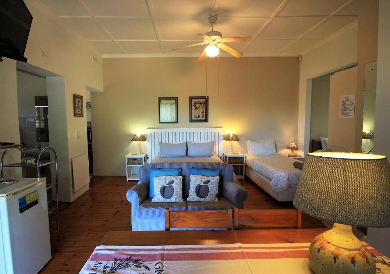 Dempsey'S Self-Catering Guest House Puerto Elizabeth Exterior foto
