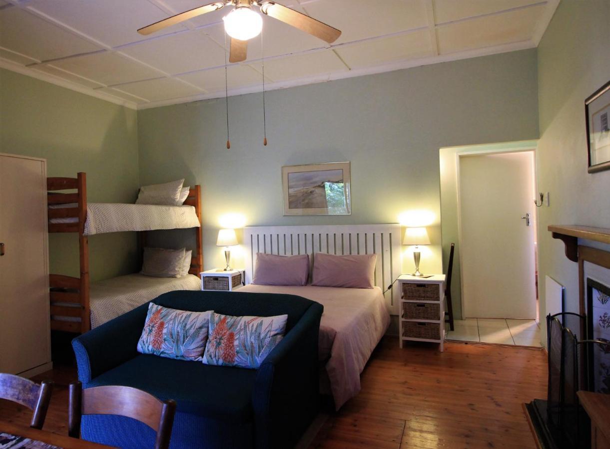 Dempsey'S Self-Catering Guest House Puerto Elizabeth Exterior foto